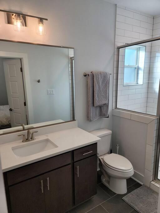 The Alamo Riverwalk Pearl Modern 4 Bedroom Сasa de vacaciones