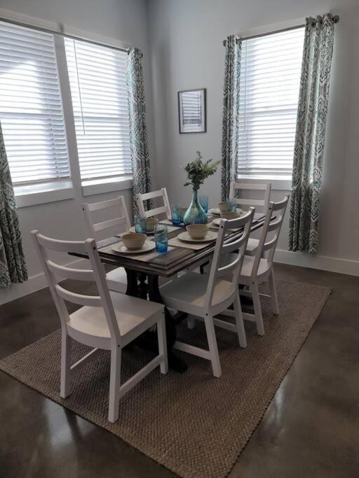 The Alamo Riverwalk Pearl Modern 4 Bedroom * San Antonio